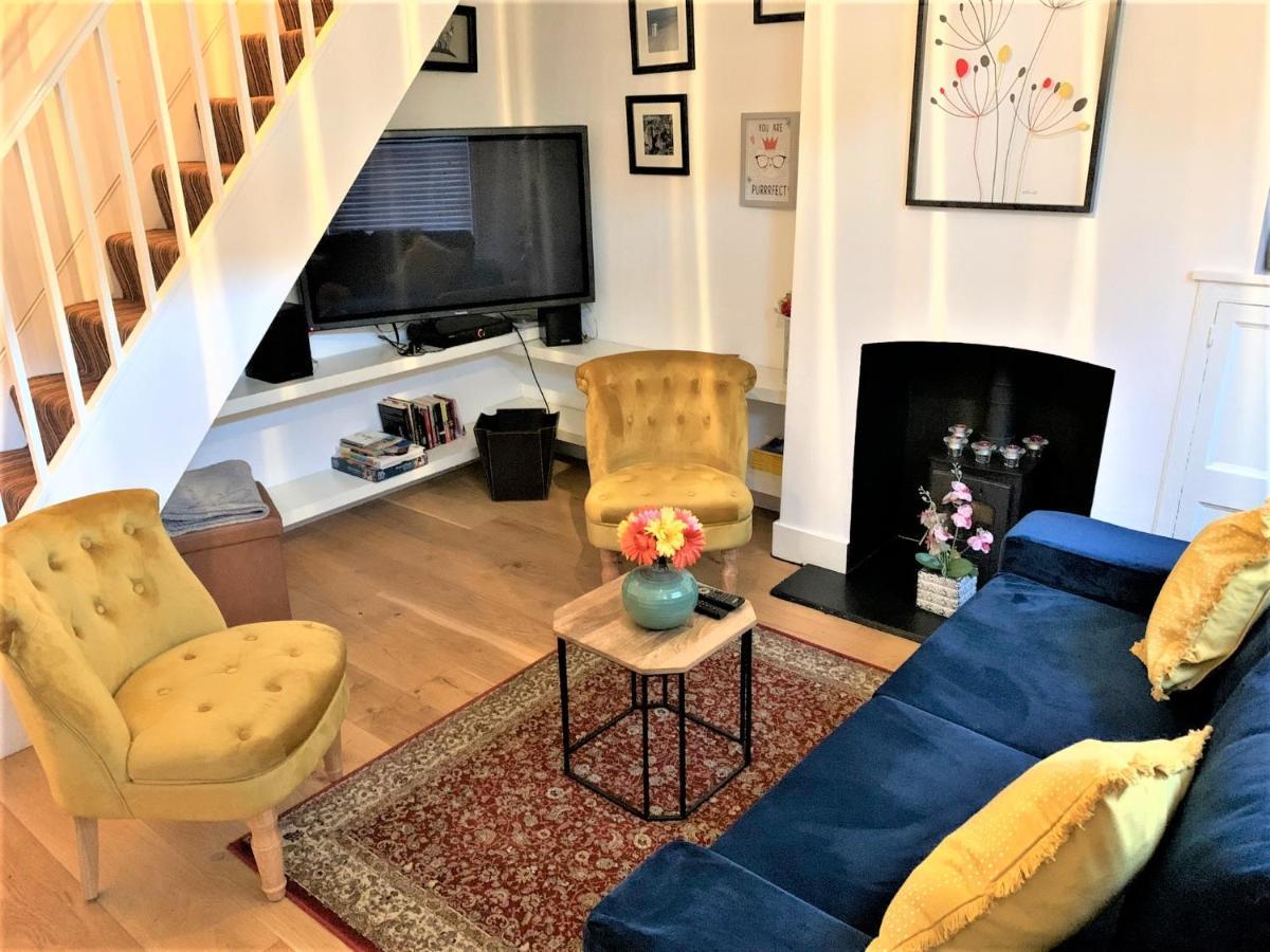 Riverside Channel5 "Holidays Homes In The Sun" Featured Central Canterbury Cottage With Free Parking Εξωτερικό φωτογραφία