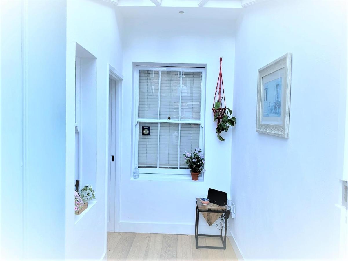 Riverside Channel5 "Holidays Homes In The Sun" Featured Central Canterbury Cottage With Free Parking Εξωτερικό φωτογραφία