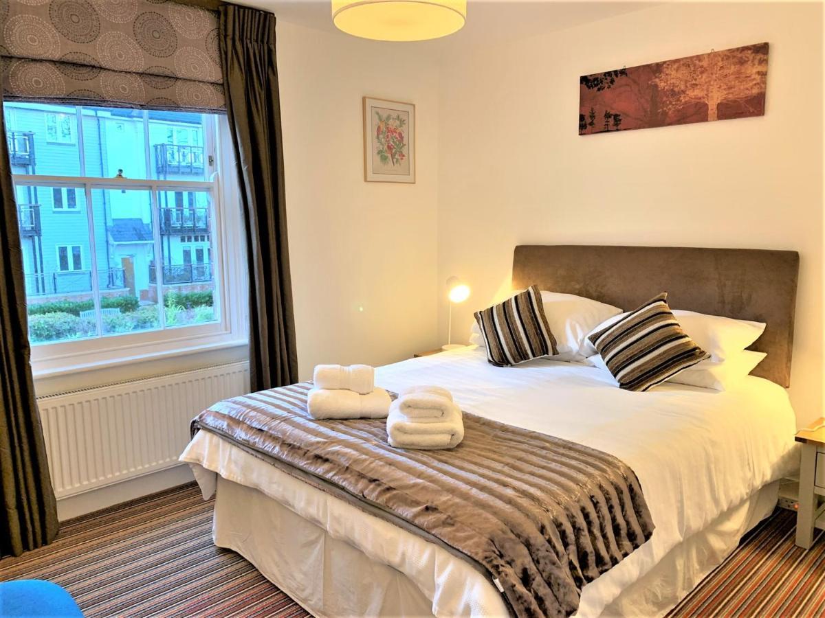 Riverside Channel5 "Holidays Homes In The Sun" Featured Central Canterbury Cottage With Free Parking Εξωτερικό φωτογραφία