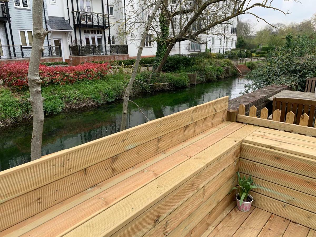 Riverside Channel5 "Holidays Homes In The Sun" Featured Central Canterbury Cottage With Free Parking Εξωτερικό φωτογραφία